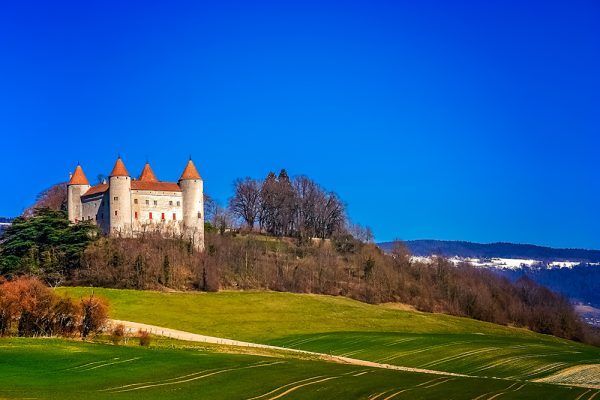Alcanzar un millón de euros es más rápido en Suiza que en EE.UU.